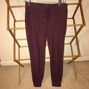 American Eagle joggers